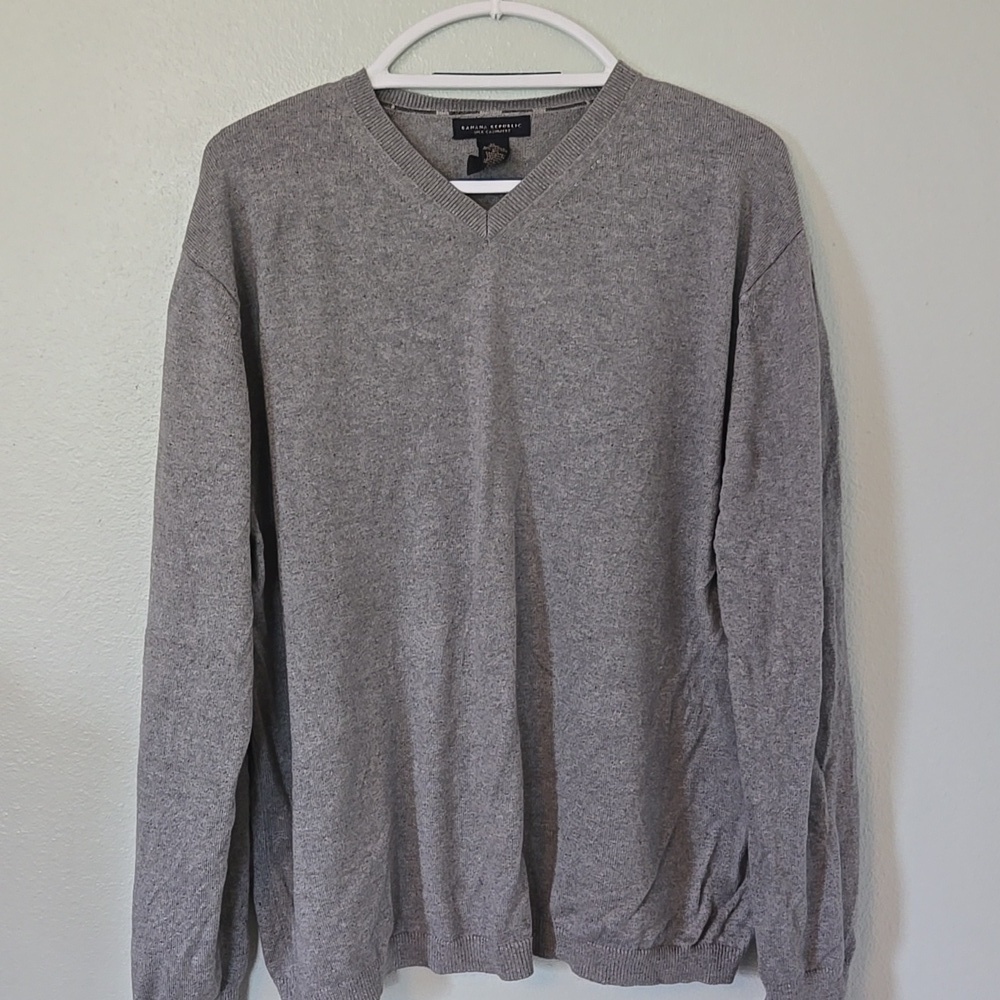 Banana Republic | Luxury Silk And Cashmere V Neck Sweater Size XL